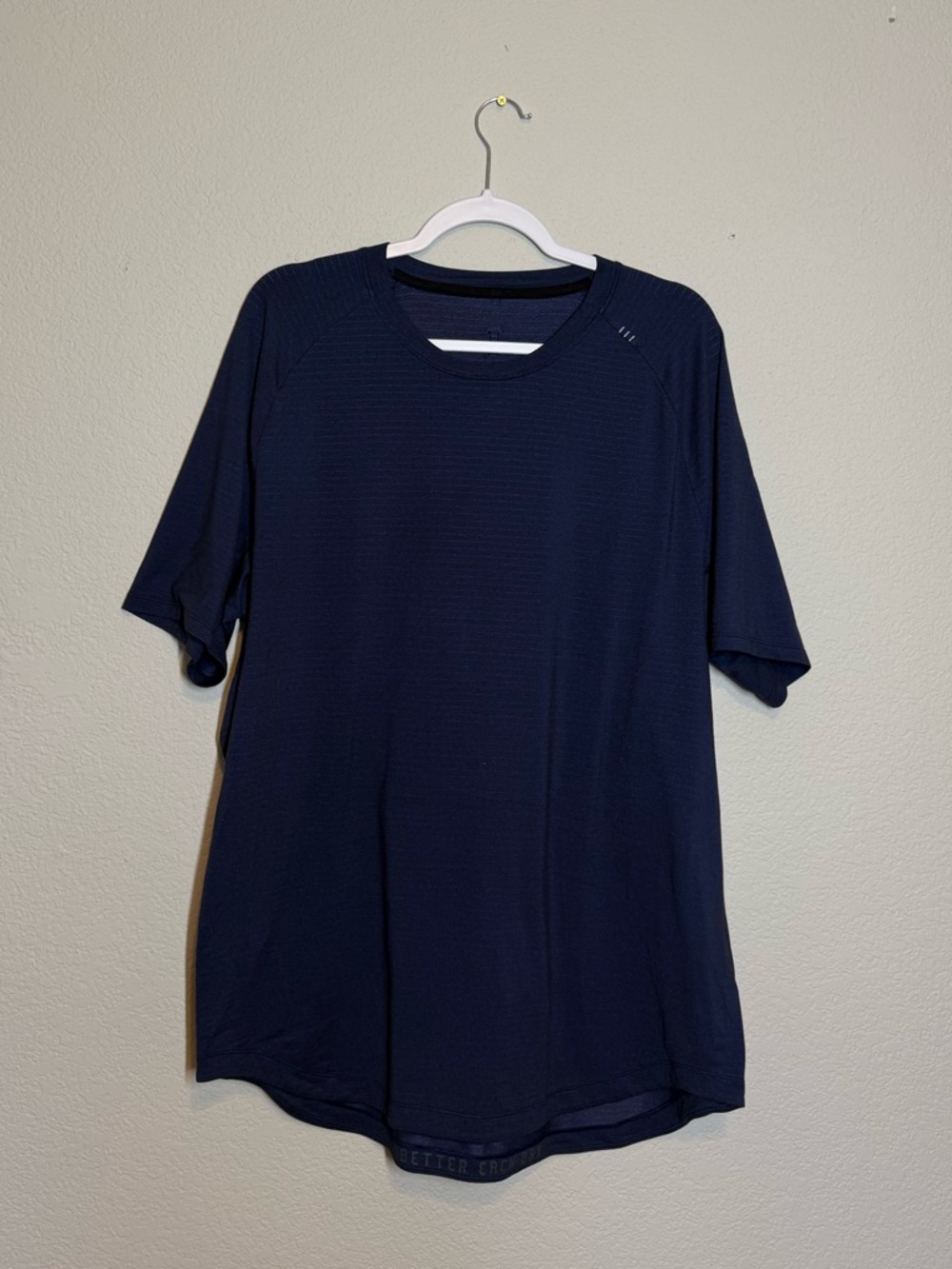 Lululemon | Men's Navy Short-Sleeve Shirt - XL